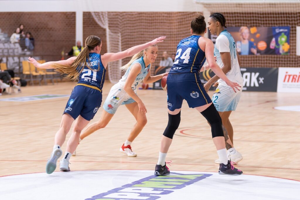 Alberte Rimdal, Csata TKK