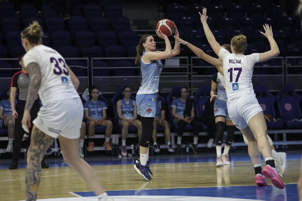 Wentzel Nóra Csata TKK